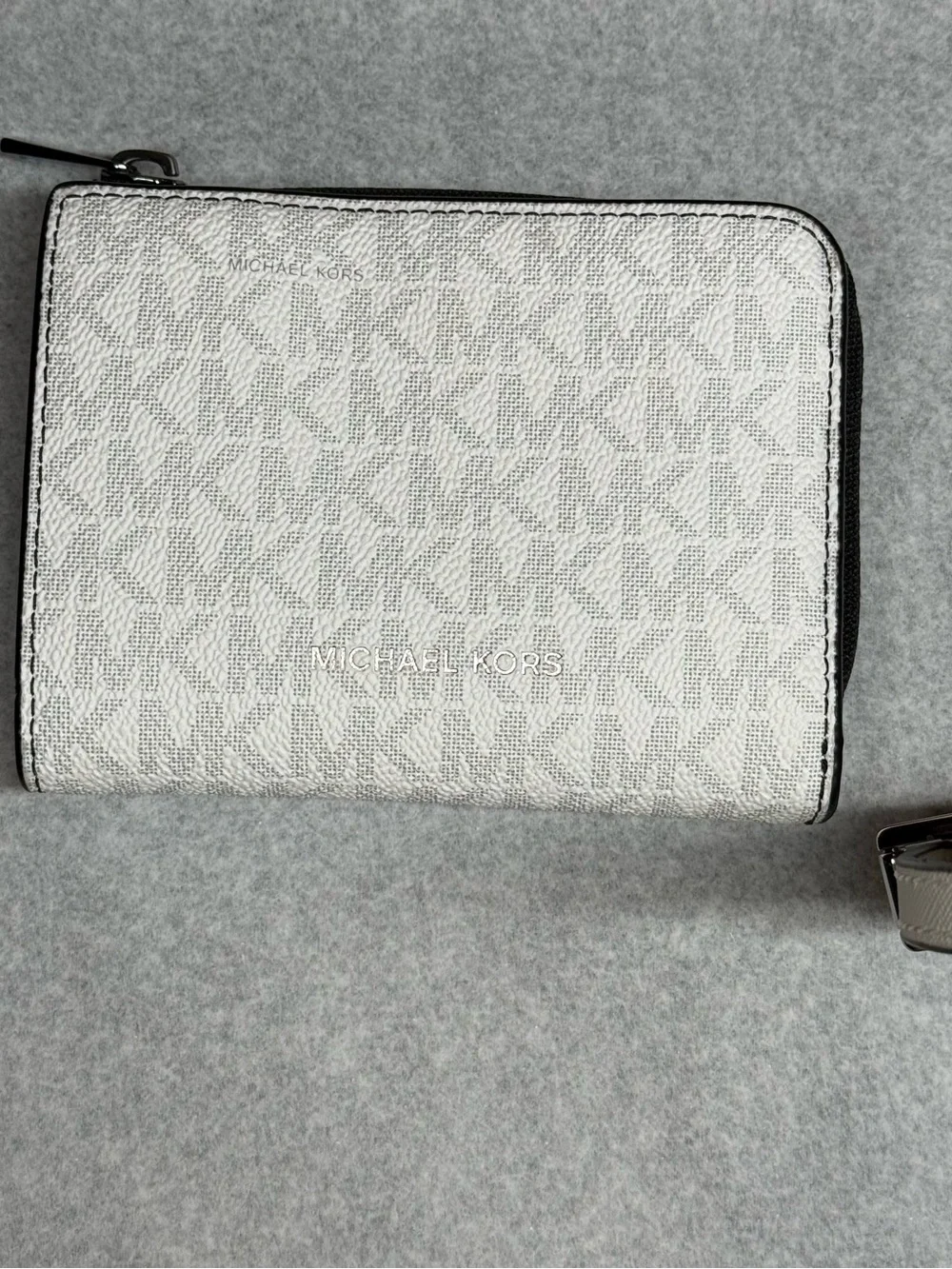 Michael Kors White MK Signature Tote with Removable Strap and Wristlet